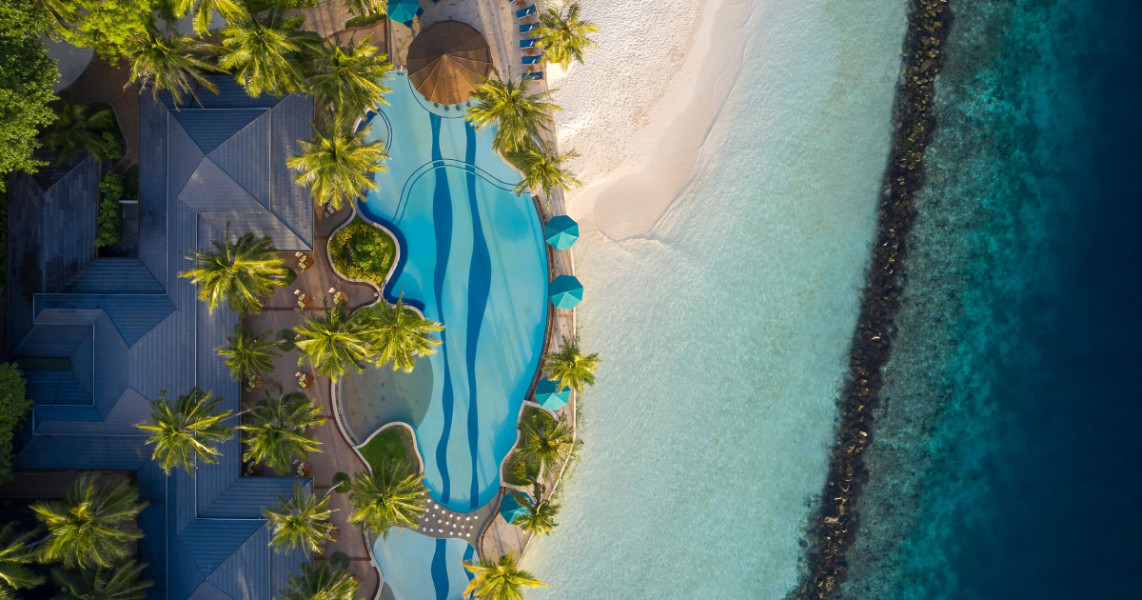 Royal Island Resort & Spa